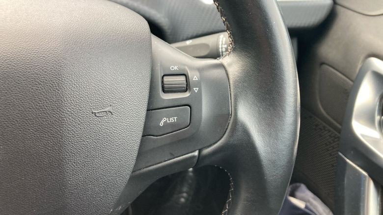 Peugeot 2008 1.2 PureTech Allure Premium 5dr [Start Stop] Petrol Estate